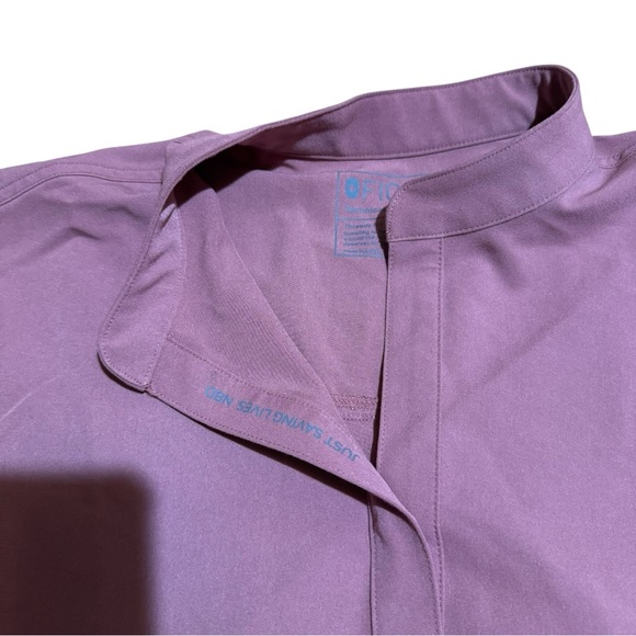 FIGS Rafaela Oversized Scrub Top Pink Mauve Size M - Picture 7 of 11